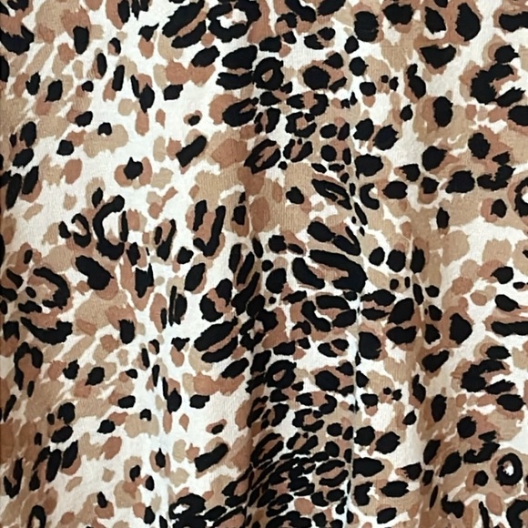 Chico's Leopard Print Turtleneck Sweater Size 2 - Picture 6 of 6